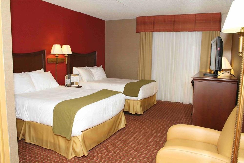 Owego Treadway Inn And Suites Номер фото